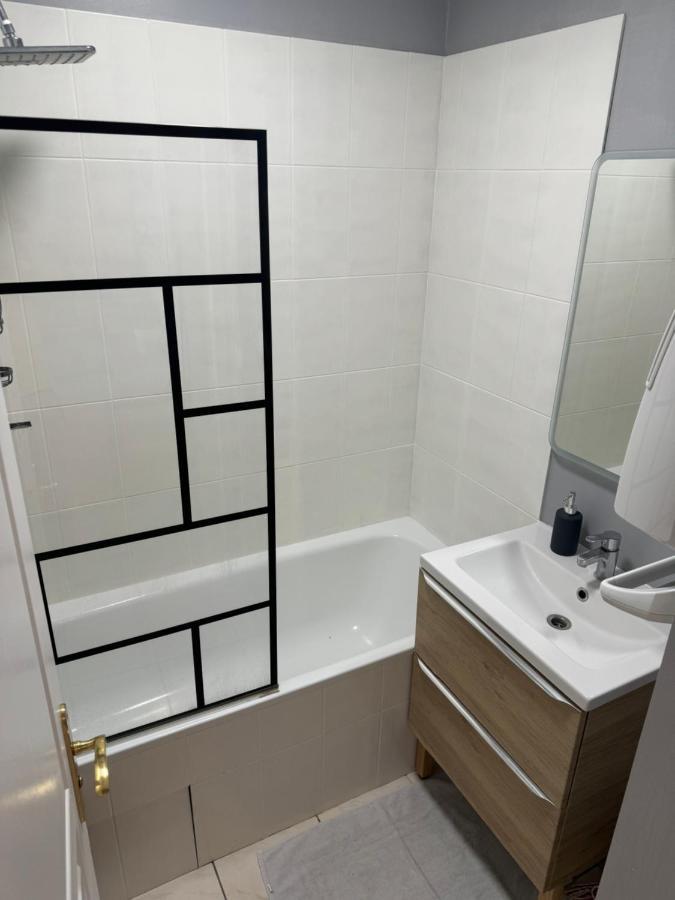Appartement Centre Avec Balcon Parking Prive Орлеан Екстер'єр фото